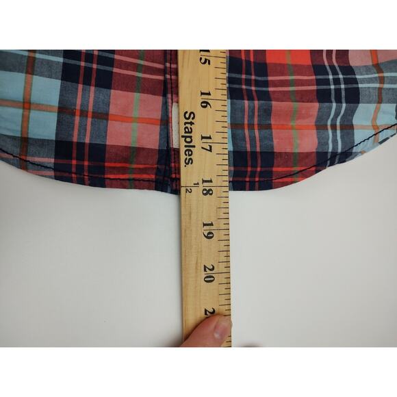 Boys Carters Button Down Shirt, Size 4T - Picture 6 of 6